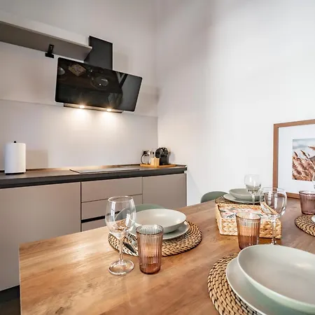 Casa Dante - Spazioso Vicino Al Di Appartement *